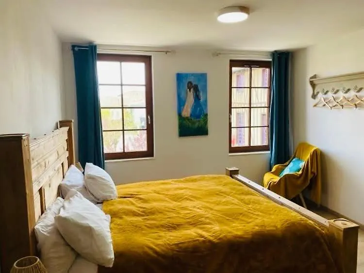 Hote Labyrinthe Lit 180 Cm Salle De Bain, Petit Dej Compris Мирпуа Франция